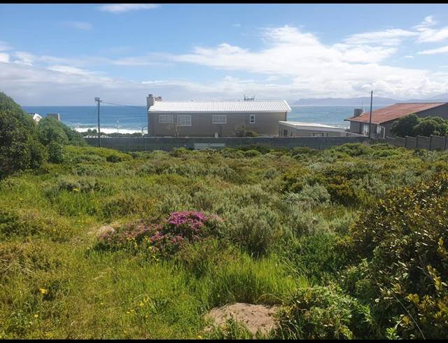 LAND FOR SALE IN PERLEMOENBAAI